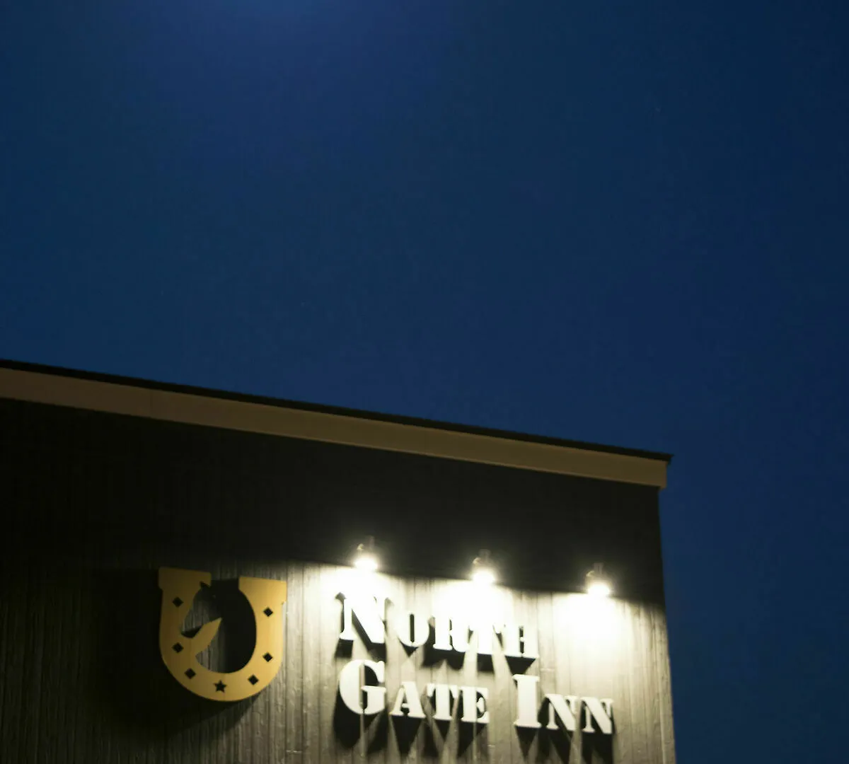 Bed & Breakfast North Gate Inn Abira